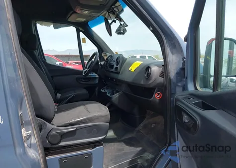 2019 Mercedes-Benz Sprinter 2500 High Roof V6 из США, поврежденный, VIN WD4PF1CD5KT012623